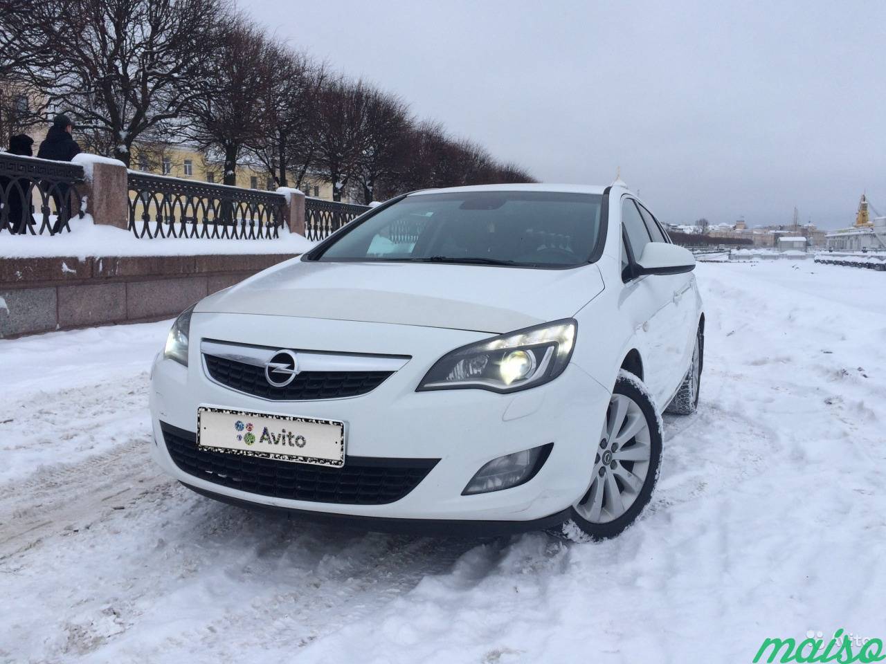 Opel Astra 1.6 AT, 2011, хетчбэк в Санкт-Петербурге. Фото 1